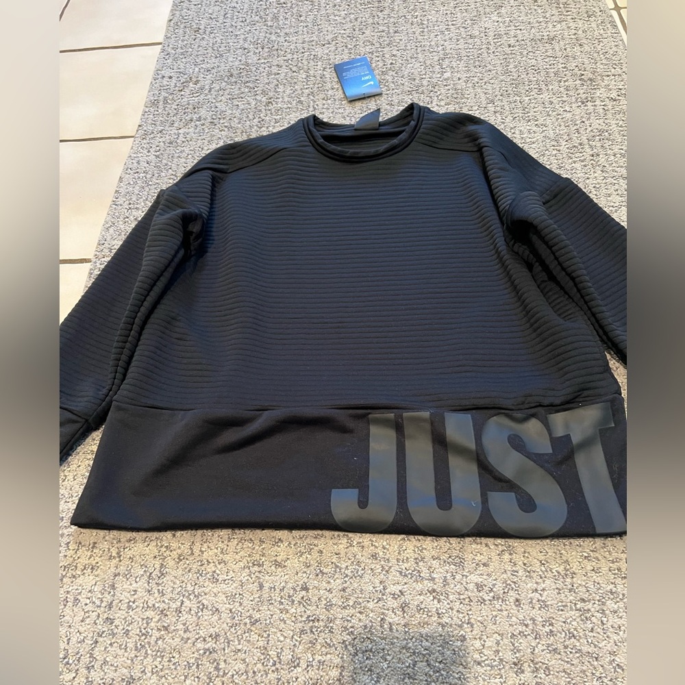 Women’s Nike Long Sleeve Top